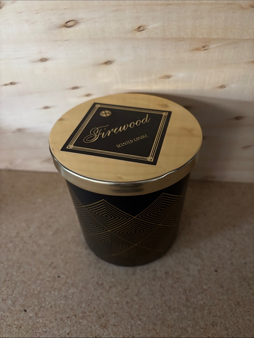 Firewood Scented Candle - Black and Gold Decorative Tin